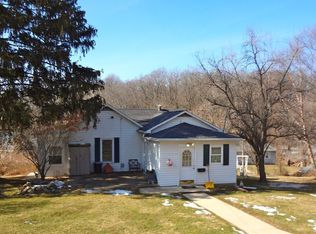 208 S Plane St, Burlington, IA 52601