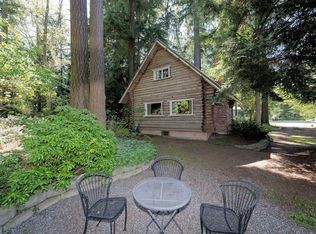 7905 Blakely Ave, Clinton, WA 98236