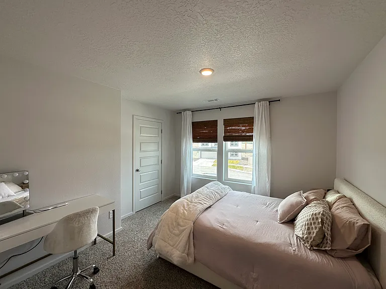 11904 N Haven St — Photo 14