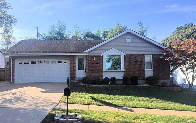 1st image of 2760 Chalet Hill Dr