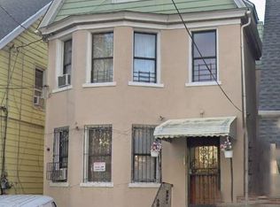 111-18 38th Ave, Corona, NY 11368
