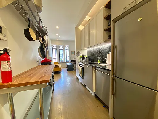 Rented by Simply Brooklyn Realty Inc | media 29