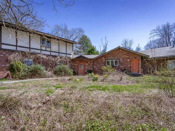 125 Russellville Rd, Southampton, MA 01073
