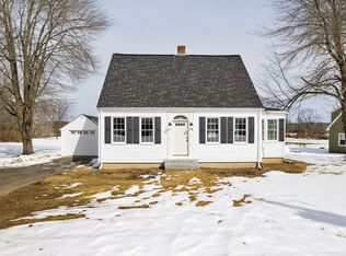 72 College Rd, Stratham, NH 03885