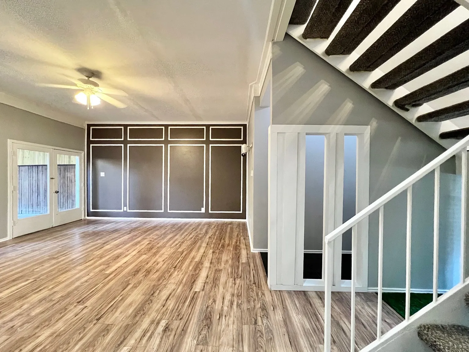 2 bed, 2.5 bath, 1680 sqft, $2,095 — Photo 2