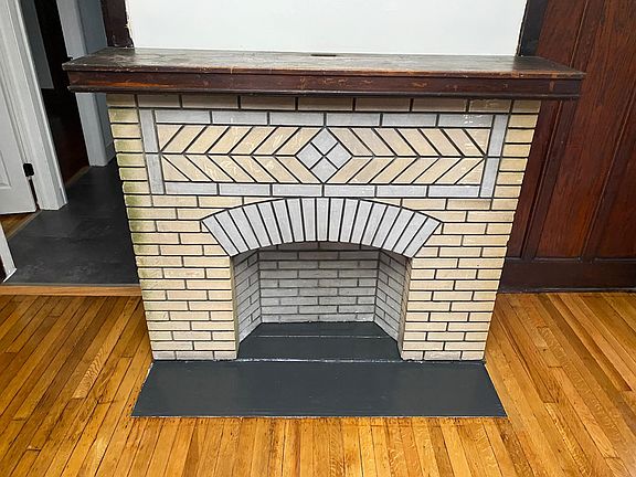 2nd image of 393 Plymouth Ave
