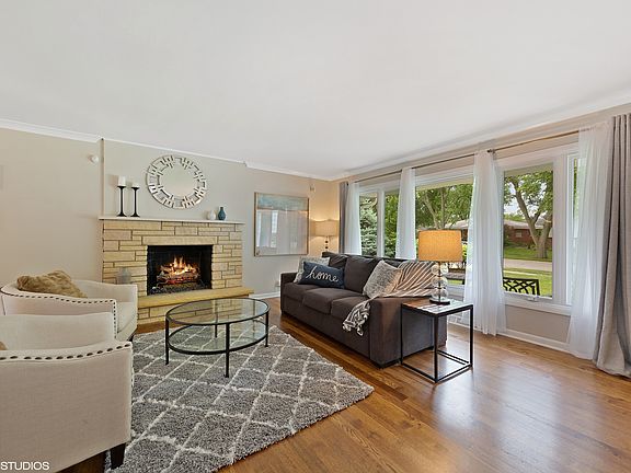 2nd image of 5217 Ellington Ave