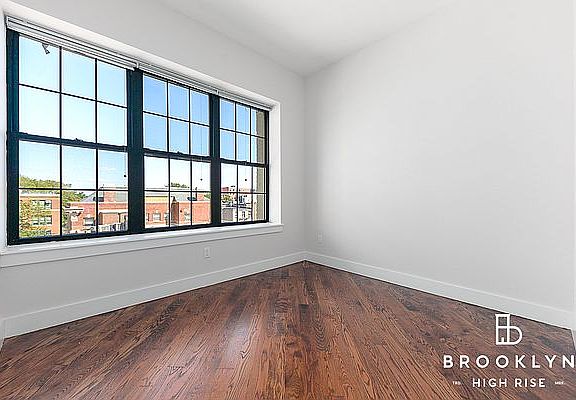 4th image of 35 Claver Pl #4C