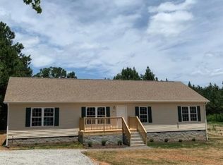 341 Plum Nutty Rd, Henderson, NC 27537