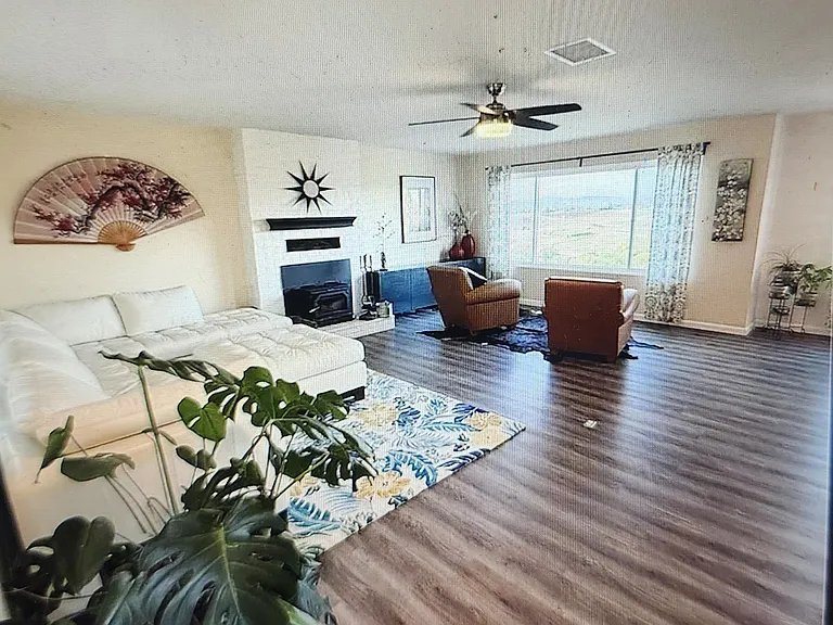 1864 Winterwarm Dr — Photo 6