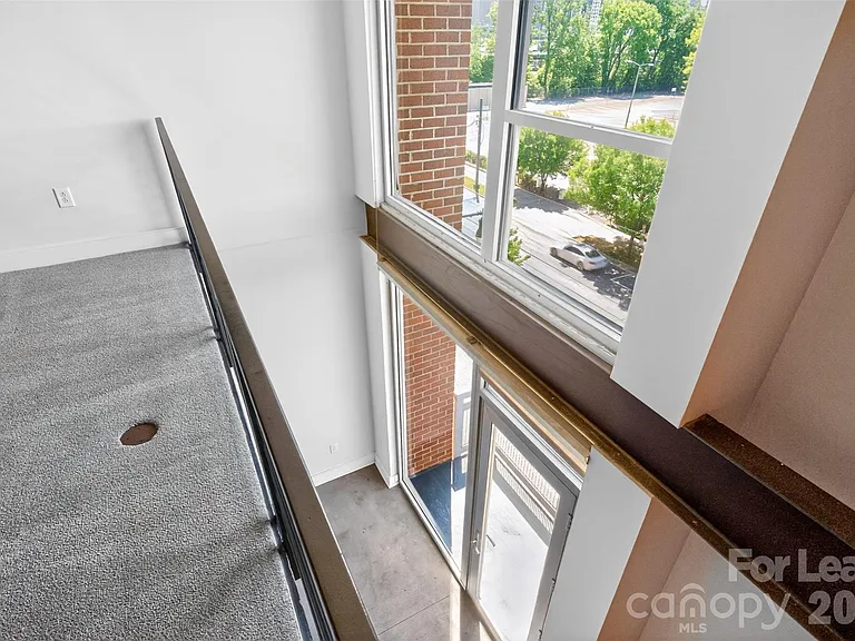 710 W Trade St #505 — Photo 23