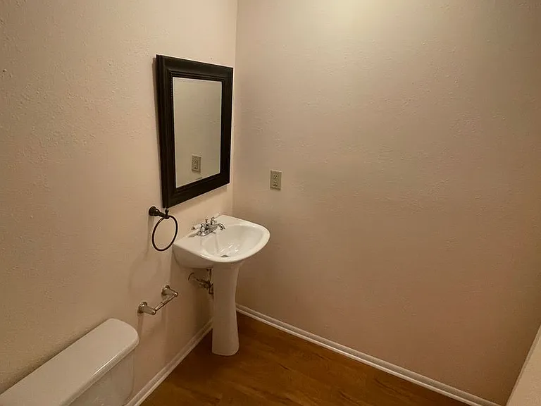 926 Lake Destiny Rd #G — Photo 14