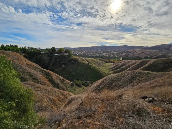 1 W Sunset Dr S #1, Redlands, CA 92373
