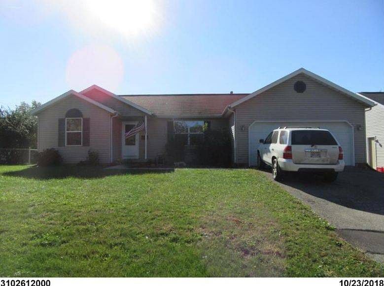 1st image of 229 Olive St