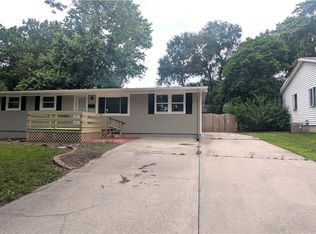 8602 E 91st Ter, Kansas City, MO 64138
