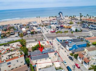 212 20th St APT B, Newport Beach, CA 92663