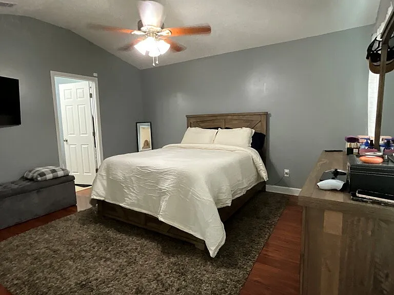 12 Summer Lake Way — Photo 17