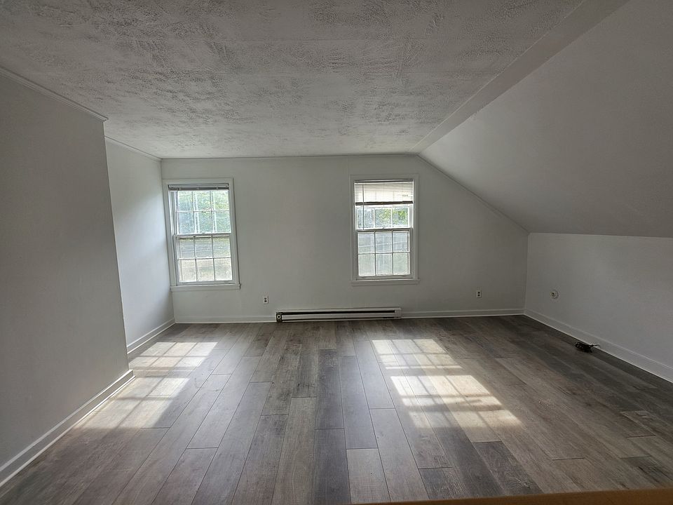 1st image of 9 Hudson St #5
