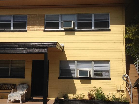 2nd image of 901 N Halifax Ave APT 4