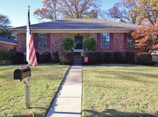 12 Braeswood Pl, Maumelle, AR 72113
