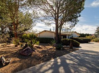 19879 Sahale Rd, Apple Valley, CA 92307
