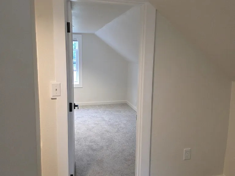 2326 SE 152nd Ave — Photo 10