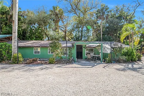 182 W Mariana Ave Photo 1