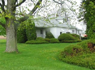 1690 N Chapin Rd, Merrill, MI 48637