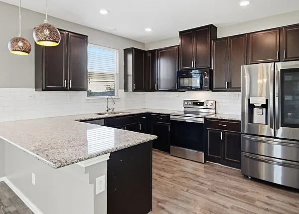 4403 Donley Byu — Photo 2