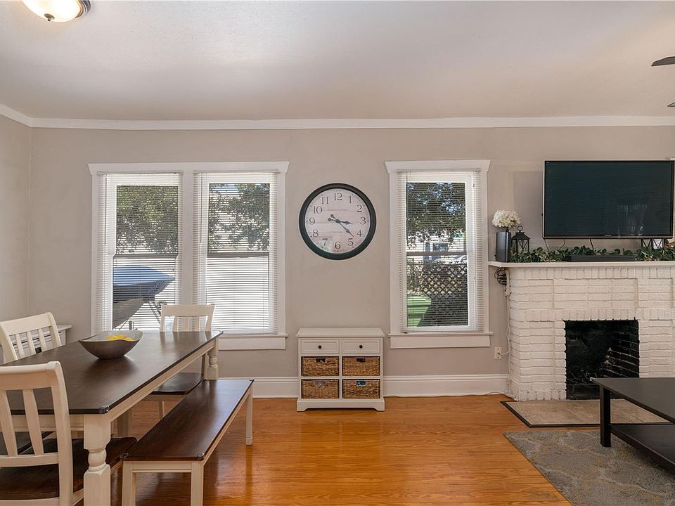 2nd image of 101 W Wilder Ave