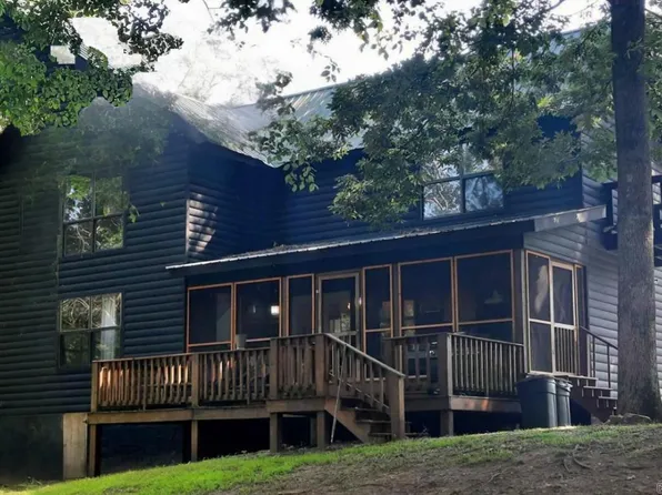 102 Handover Dr, Hensley, AR 72065