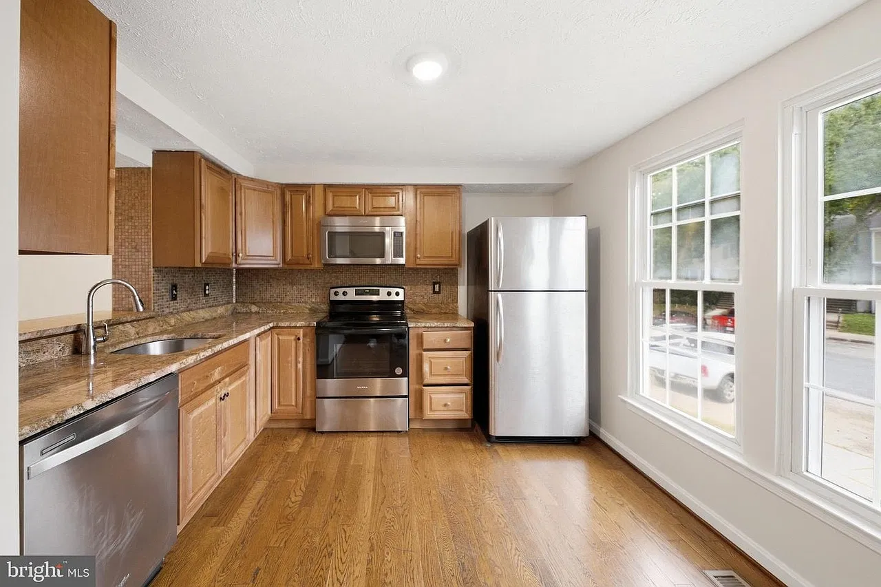 3 bed, 1680 sqft, $2,600 — Photo 3
