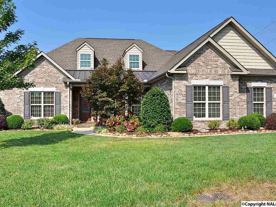 1st image of 29 Old Cove Pl