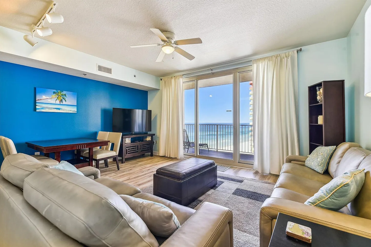 2 bed, 2.0 bath, 936 sqft, $3,689 — Photo 1