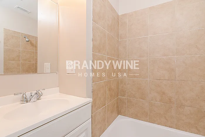 4301 W Bay Ave — Photo 12