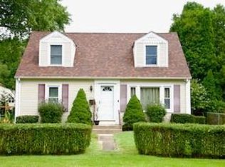 35 Blackrock Rd, Coventry, RI 02816