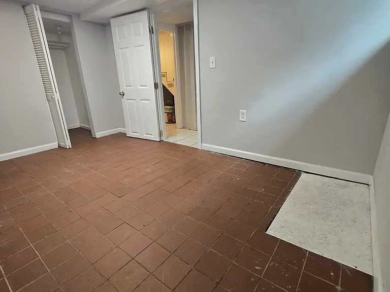 1353 Kennedy St NW — Photo 19