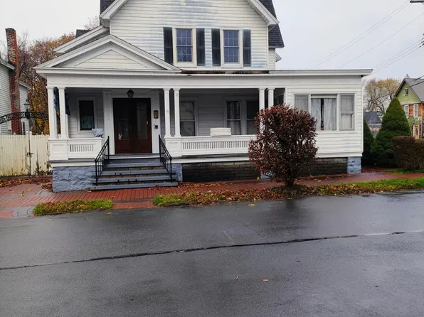 19 Fox Street, Gloversville, NY 12078