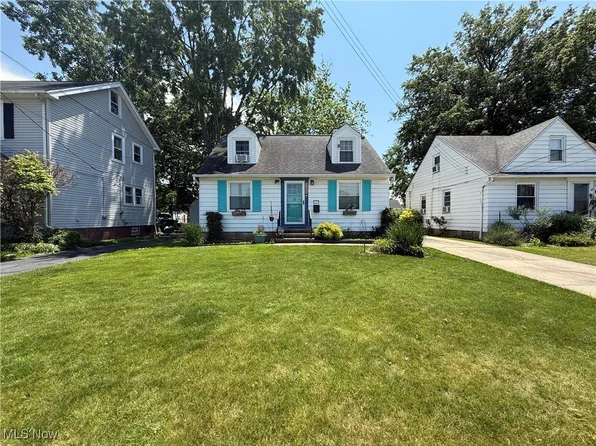 25800 Shoreview Ave, Euclid, OH 44132