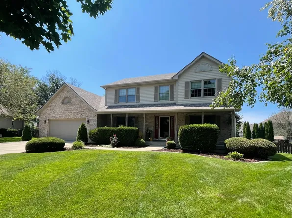 1343 Mary Wood Ct, Sycamore, IL 60178