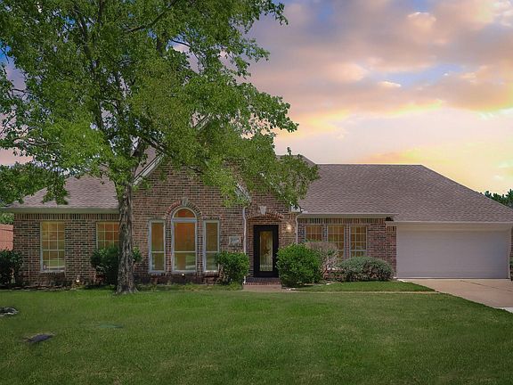 2nd image of 3412 Cottonwood Dr