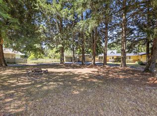 1980 McCarter Ln, Grants Pass, OR 97527