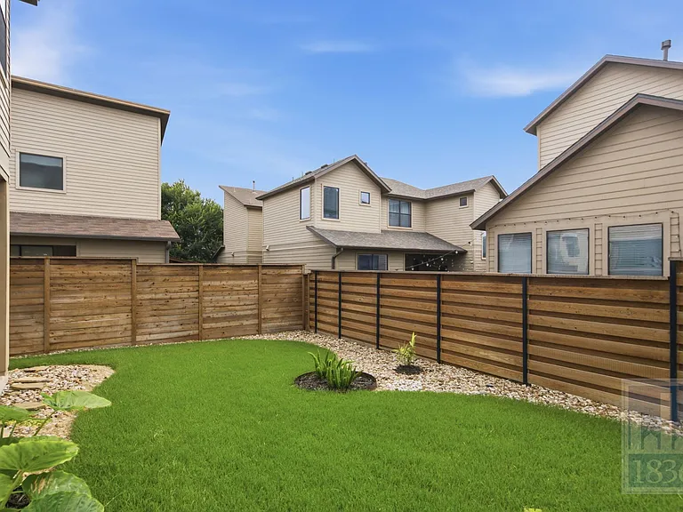 3109 Corbin Ln — Photo 28