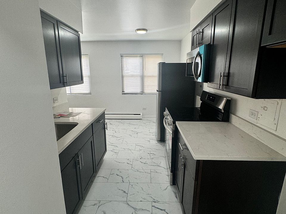 1st image of 8039 S King Dr #2