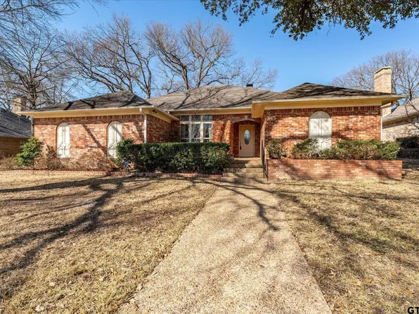 815 Woodland Hills Dr, Tyler, TX 75701