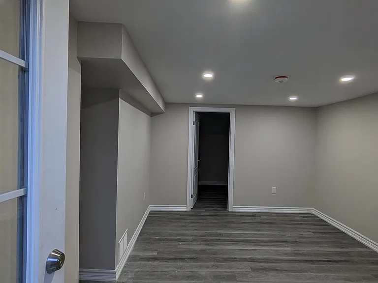 29 Brantford Dr — Photo 5