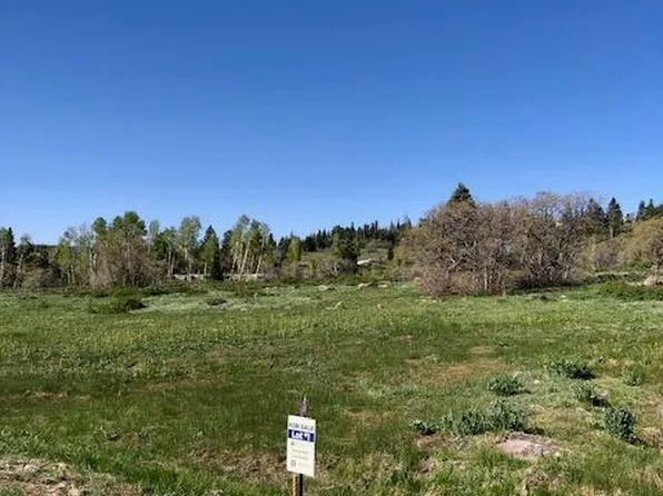 141 N Spring Dr, Springdale, UT 84767