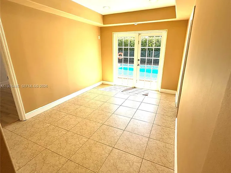 3101 SW 67th Ave — Photo 13