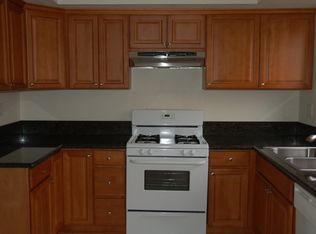 1404 Huntington St, Huntington Beach, CA 92648