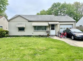 26530 Nagel St, Roseville, MI 48066